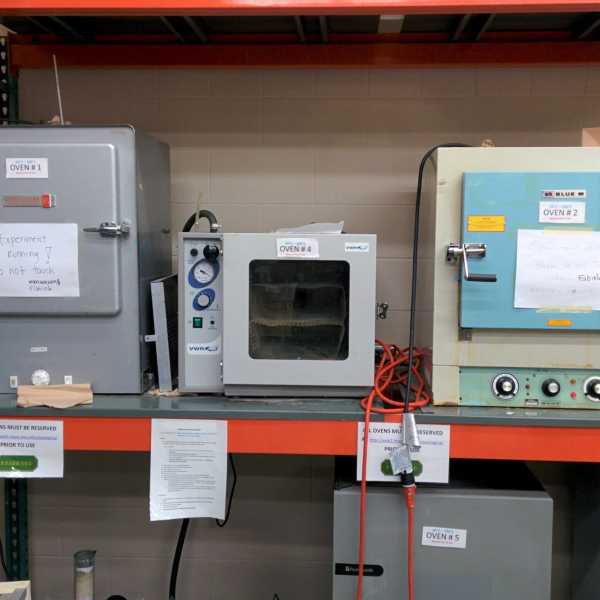 High Vacuum Ovens