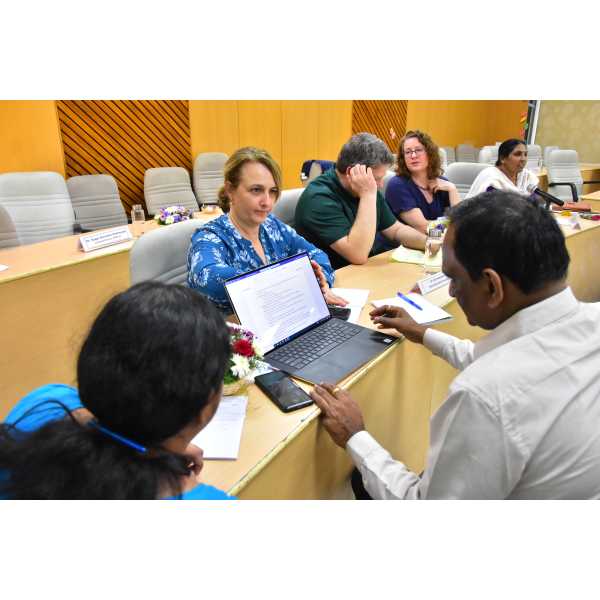 Cross-institute collaboration