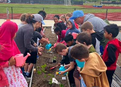 Community Gardens demonstration.jpg Community Gardens demonstration.jpg