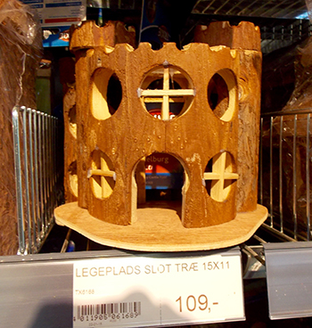 Castle-style hamster house
